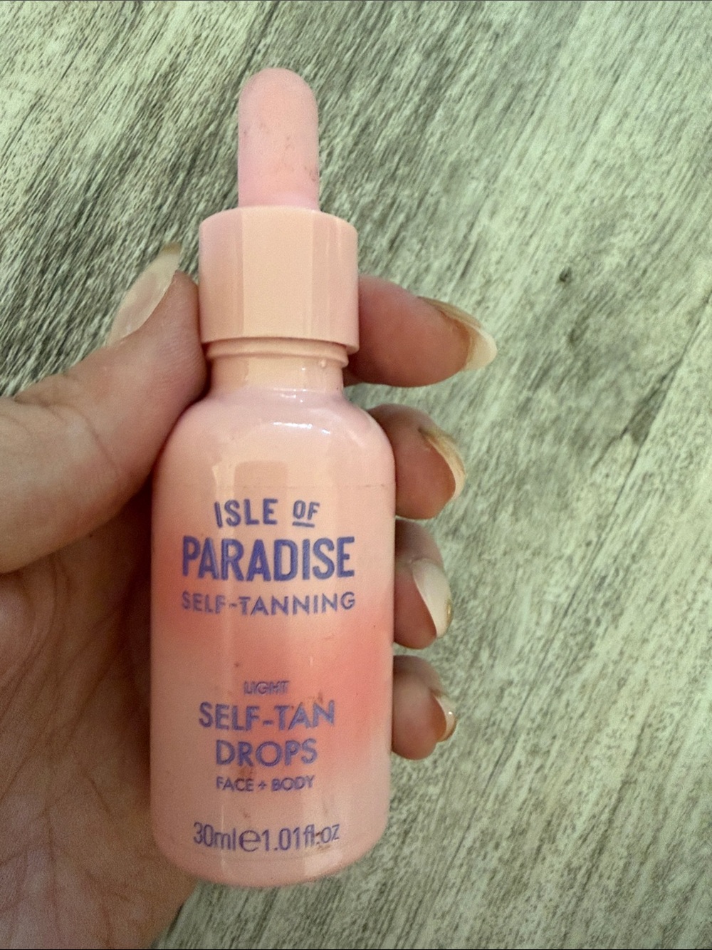 Isle of Paradise Light Self-Tan Drops